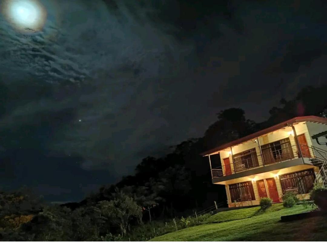 Monteluna Studios Monteverde Exteriör bild