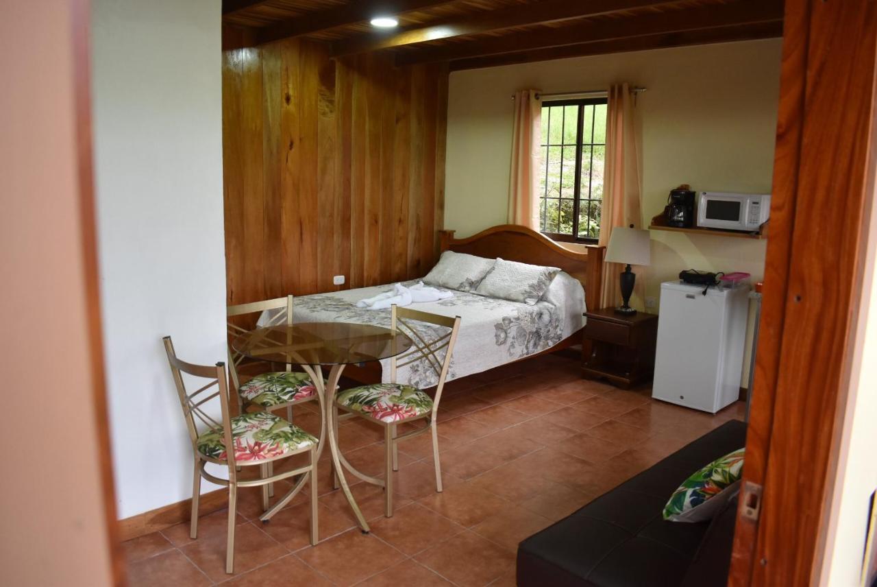 Monteluna Studios Monteverde Exteriör bild